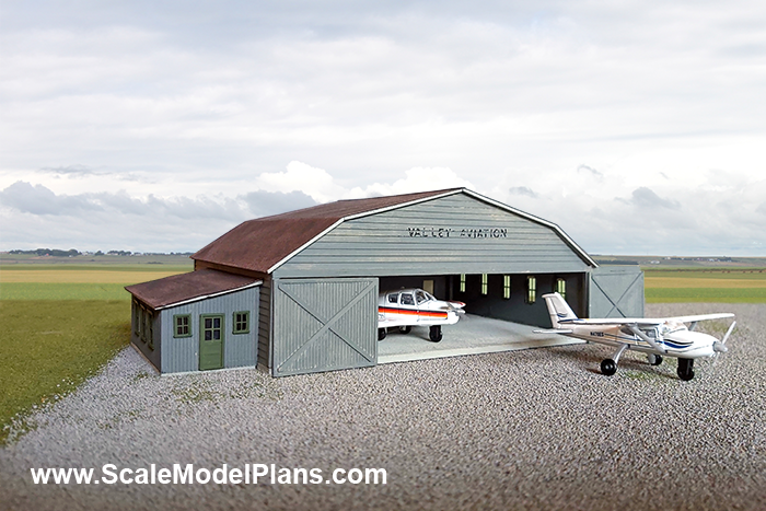 Scale model aircraft hangar HO Scale